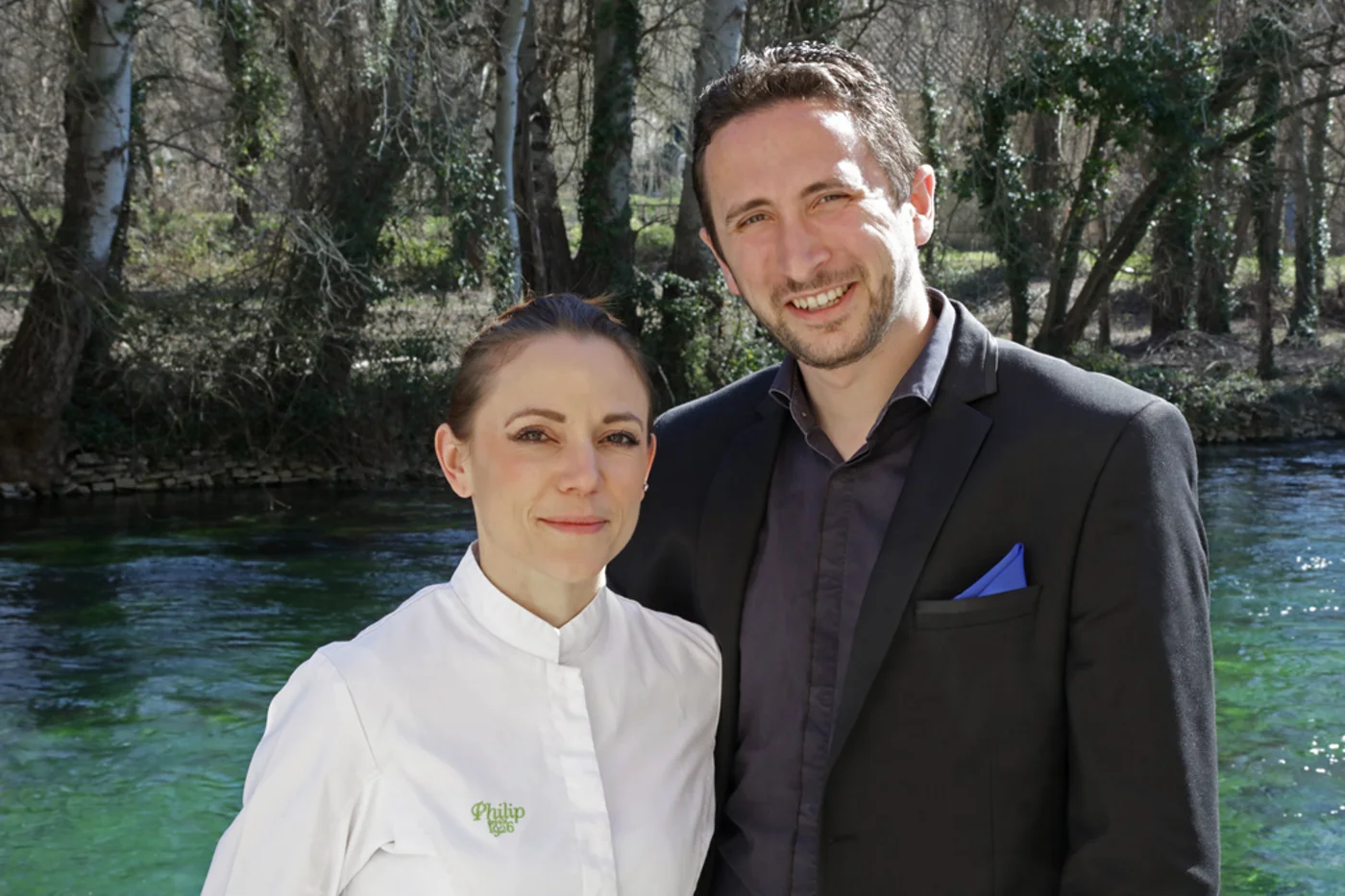 La 4e génération aux commandes, cheffe et directeur du Restaurant Philip au bord de la Sorgue